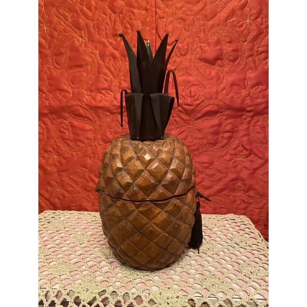 Vintage Wooden Pineapple Trinket Container -‎ Hinged, 10
